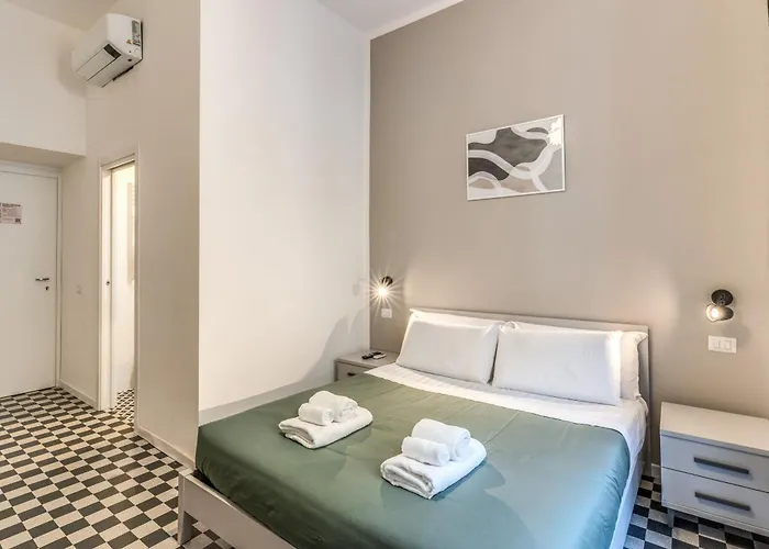 Orazio's Charming Гостевой дом Рим