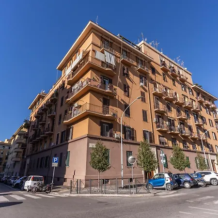 Orazio's Charming 4* Roma